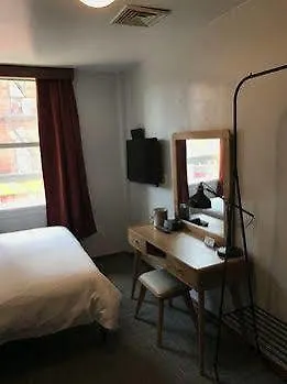 Mayor Hotel New York 2*,